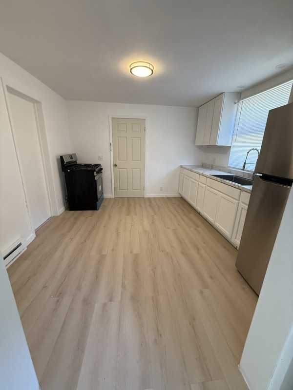 109 6th Ave #2 - Photo 3 of 14