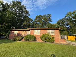 featured image of 8505 Lynn Avenue