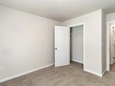 99 Cambridge Dr #NA - Photo 5 of 9