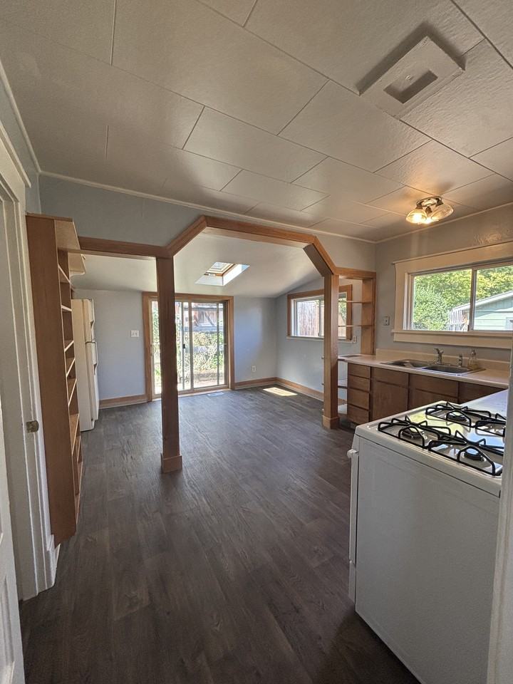 735 Roca St #NA - Photo 3 of 16