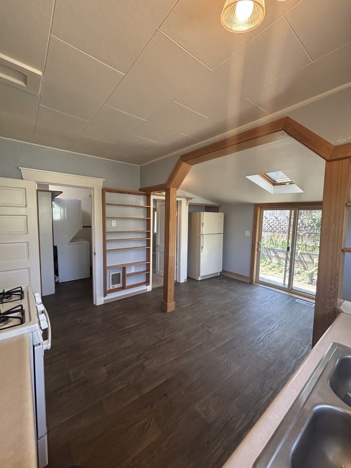 735 Roca St #NA - Photo 6 of 16