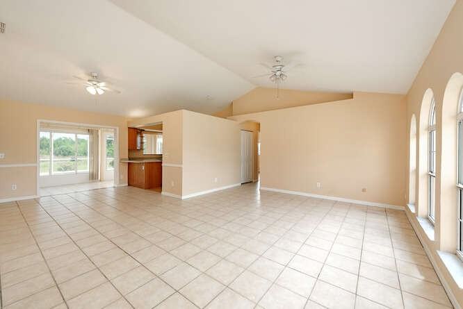 3561 22nd Ave Ne #NA - Photo 2 of 12
