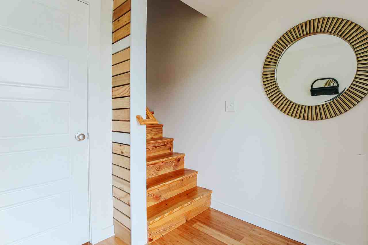 1023 King St - Photo 4 of 21