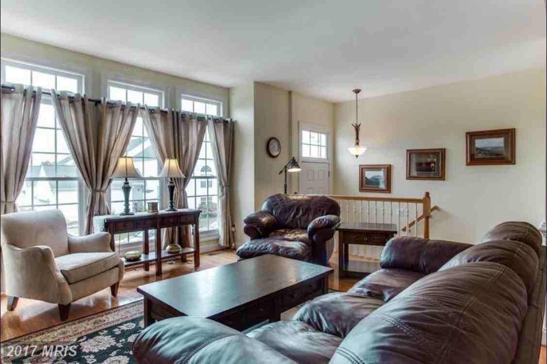 6818 Witton Cir - Photo 2 of 16