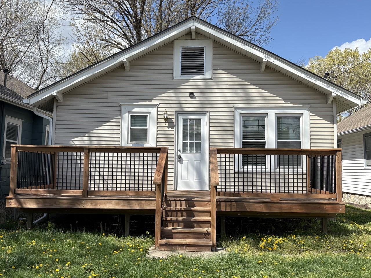 1007 E 21st Ave #NA - Photo 2 of 17