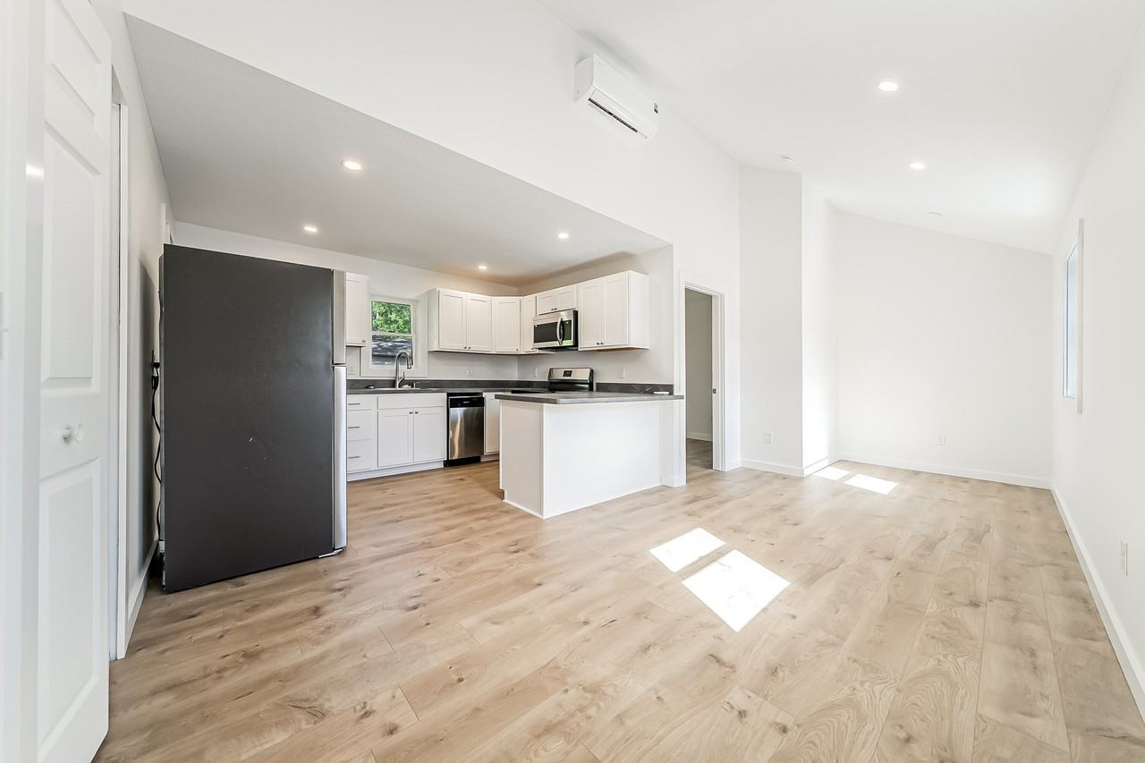 330 Abbe Rd #NA - Photo 2 of 13
