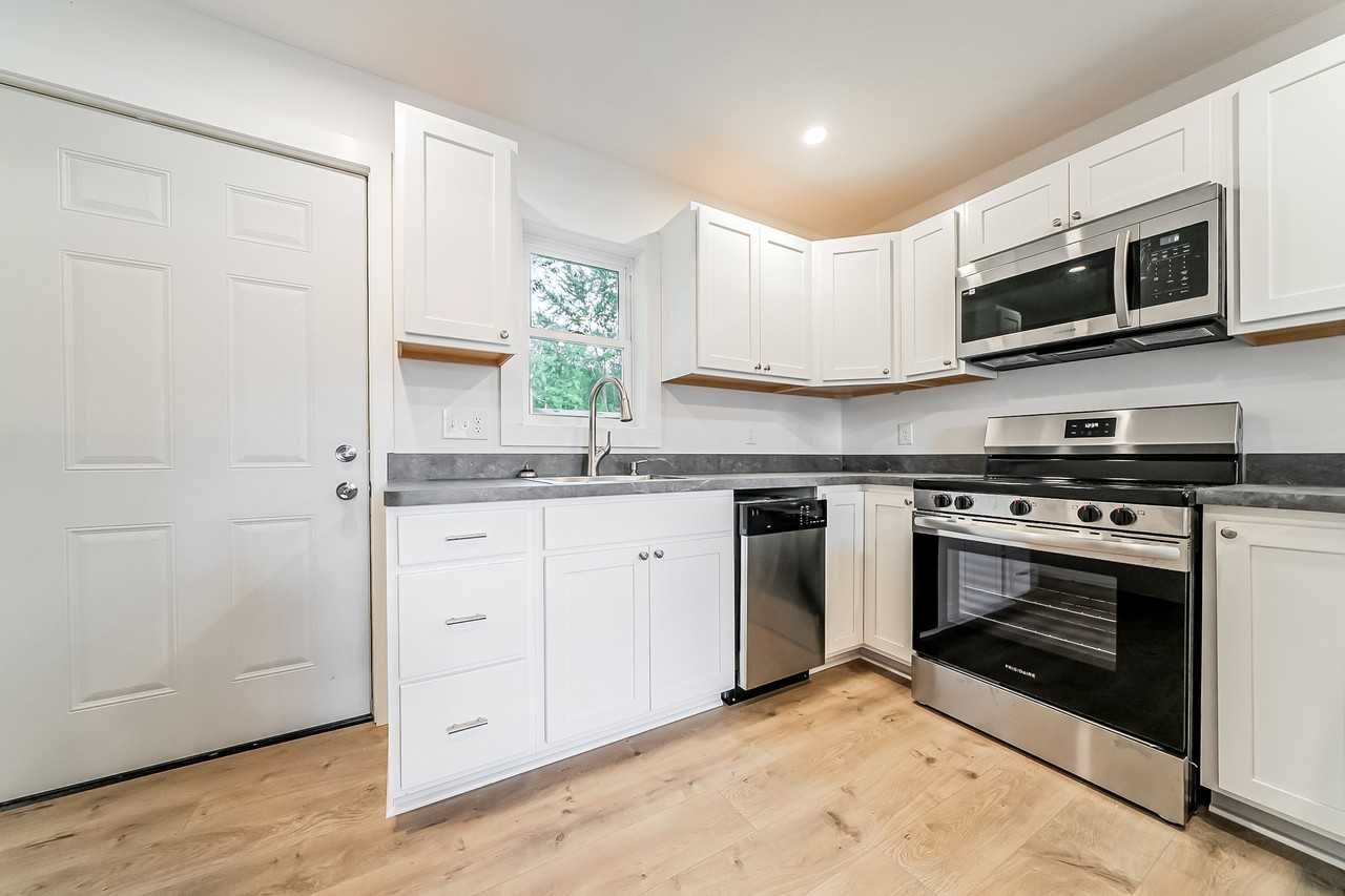 330 Abbe Rd #NA - Photo 3 of 13