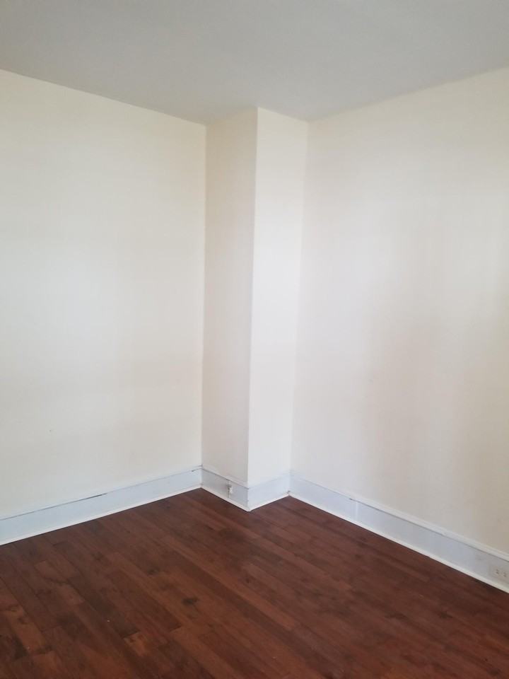 4820 Sansom St #1stFL - Photo 3 of 13