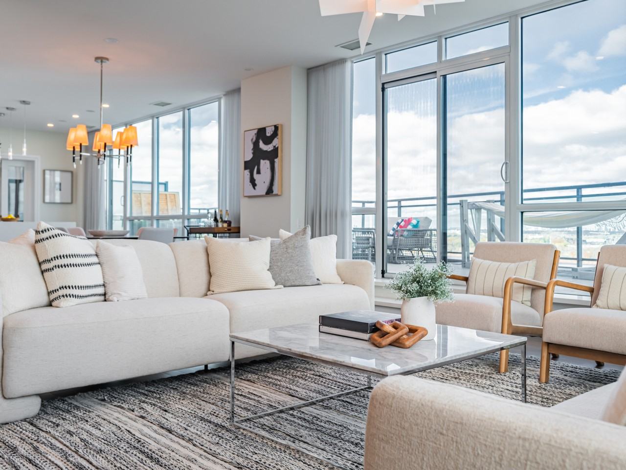 1048 Broadview Avenue #ph2 - Photo 3 of 93