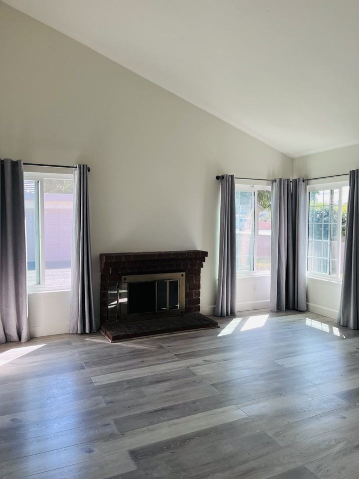 10823 Mountain View Avenue - Photo 2 of 6