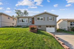 8221 Parker St - Photo 1 of 1