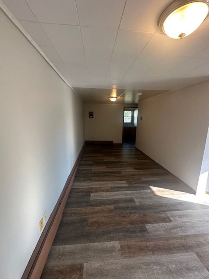 625 2nd Ave Ne - Photo 5 of 8