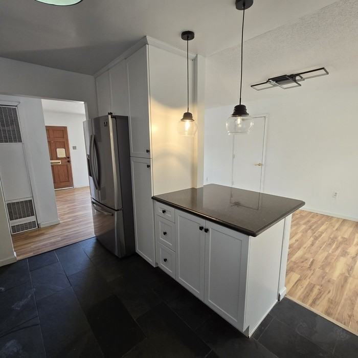 3401 Sierra Dr Ne - Photo 3 of 25