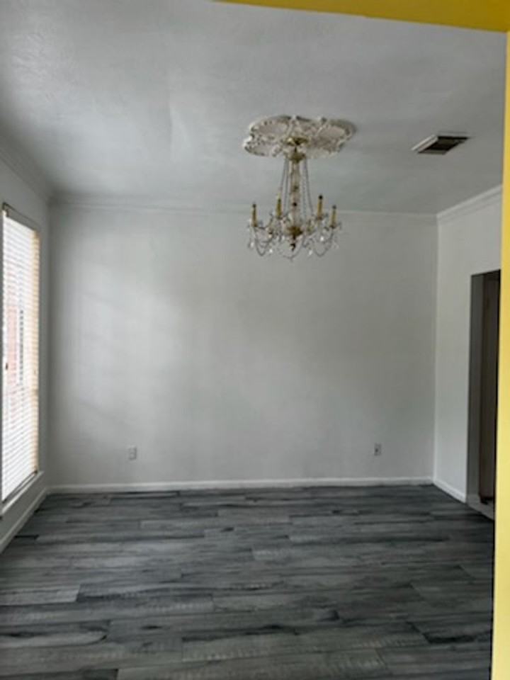 17614 Glenmark Dr - Photo 2 of 4