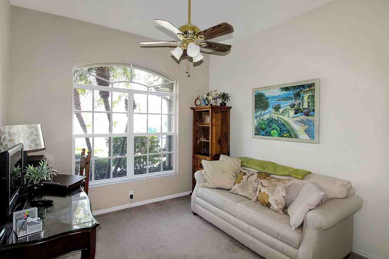 472 Derbyshire Dr - Photo 2 of 26