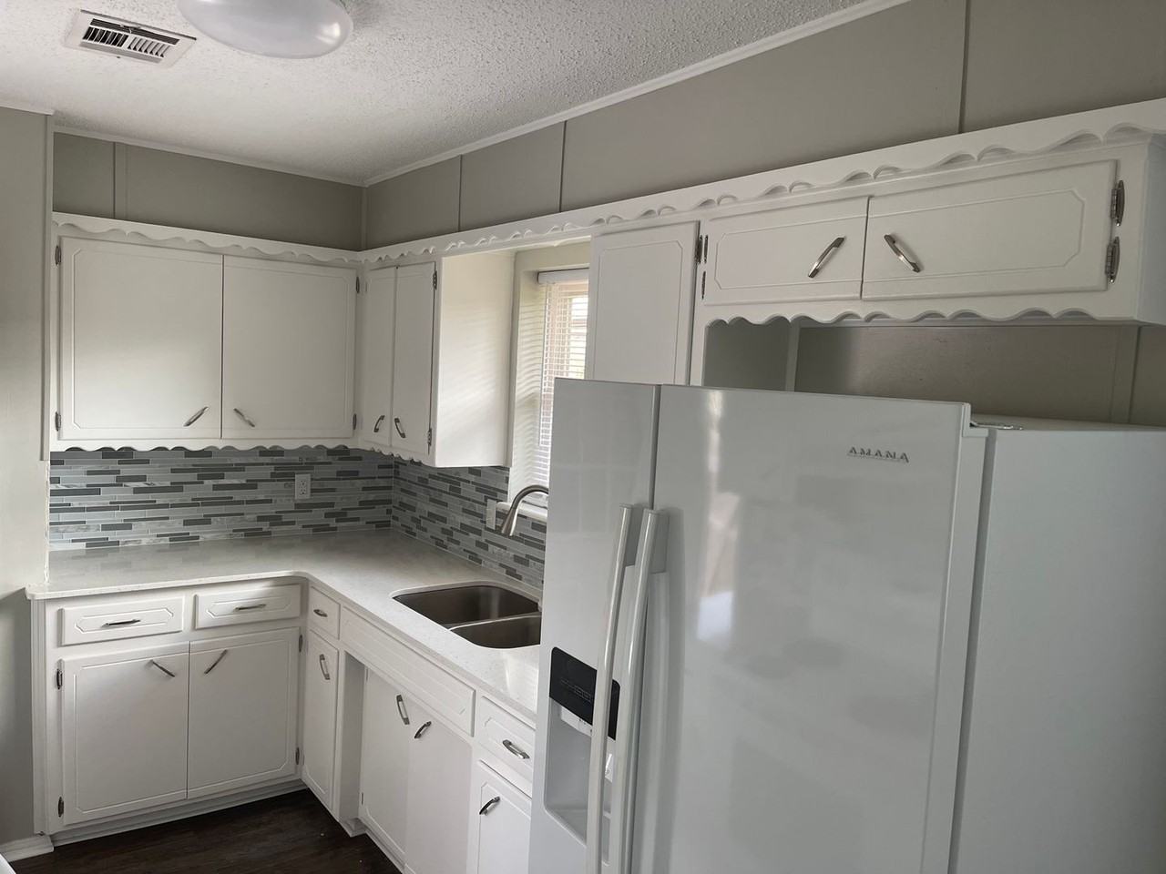 1805 Janeen St - Photo 4 of 19