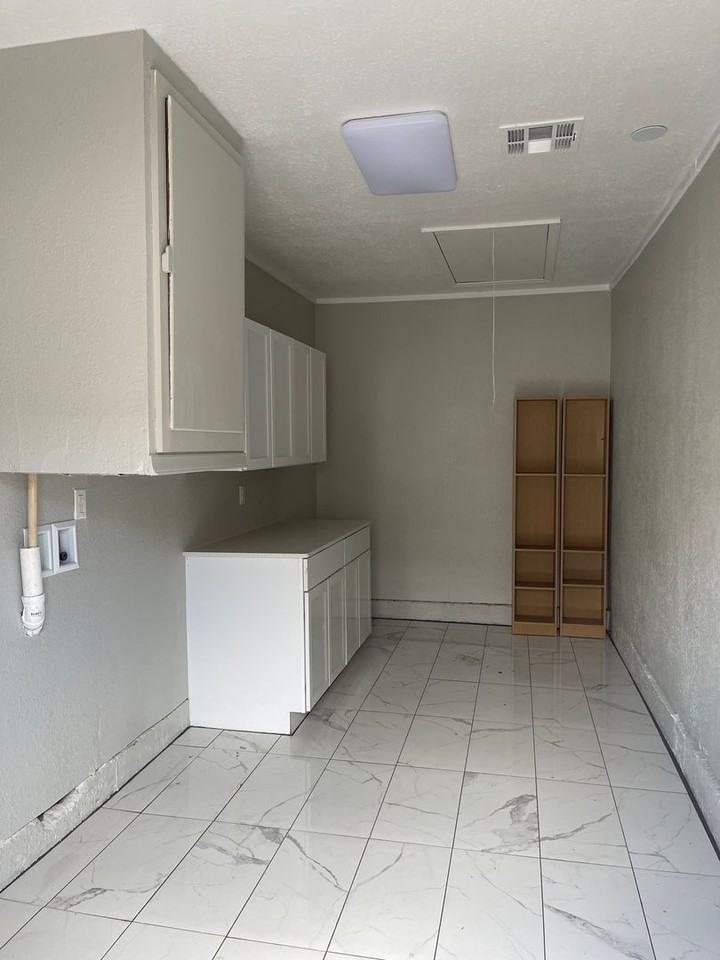 1805 Janeen St - Photo 6 of 19