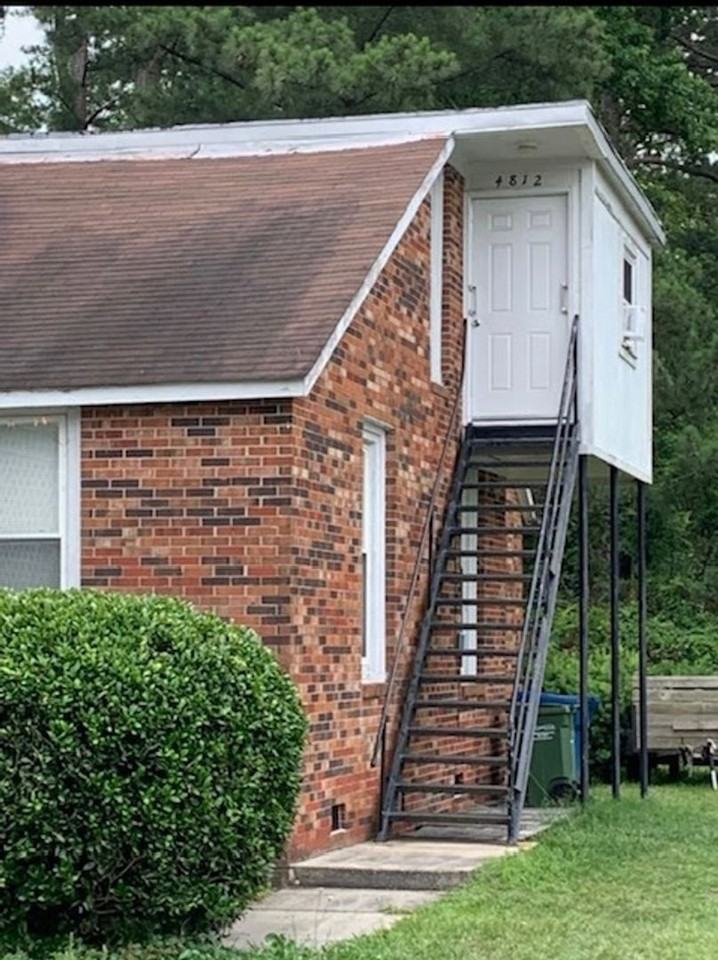 4812 Franklin Avenue - Photo 2 of 11