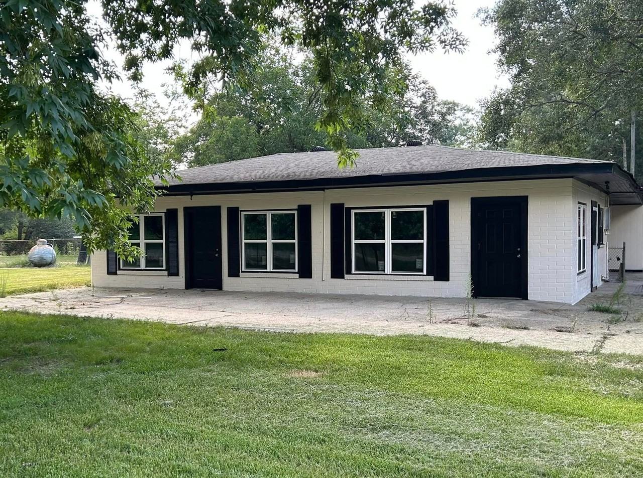 7419 Us Highway 11 - Photo 2 of 7