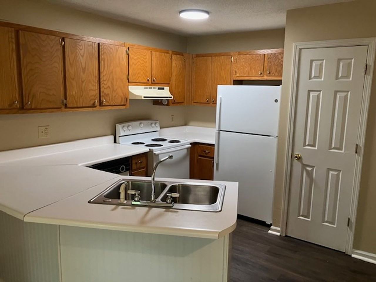 1807 Holmes St - Photo 3 of 11