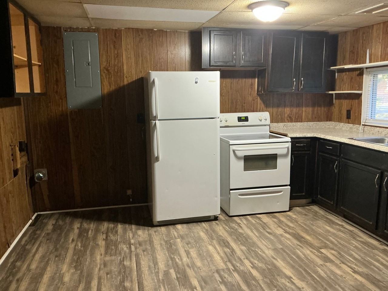 2481 Antioch Church Rd - Photo 2 of 9