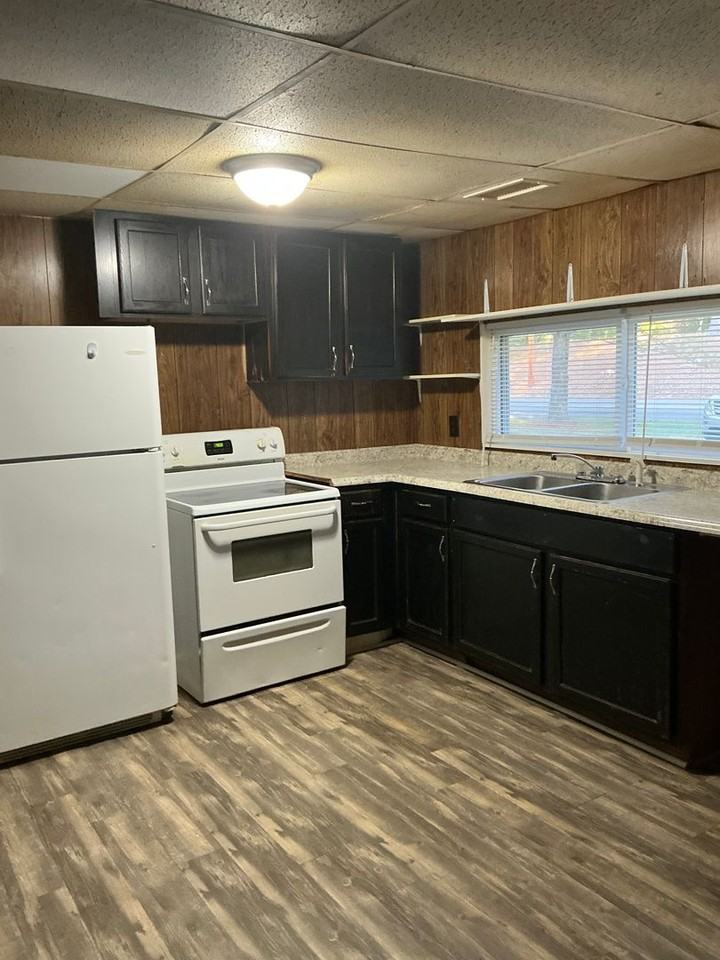 2481 Antioch Church Rd - Photo 3 of 9