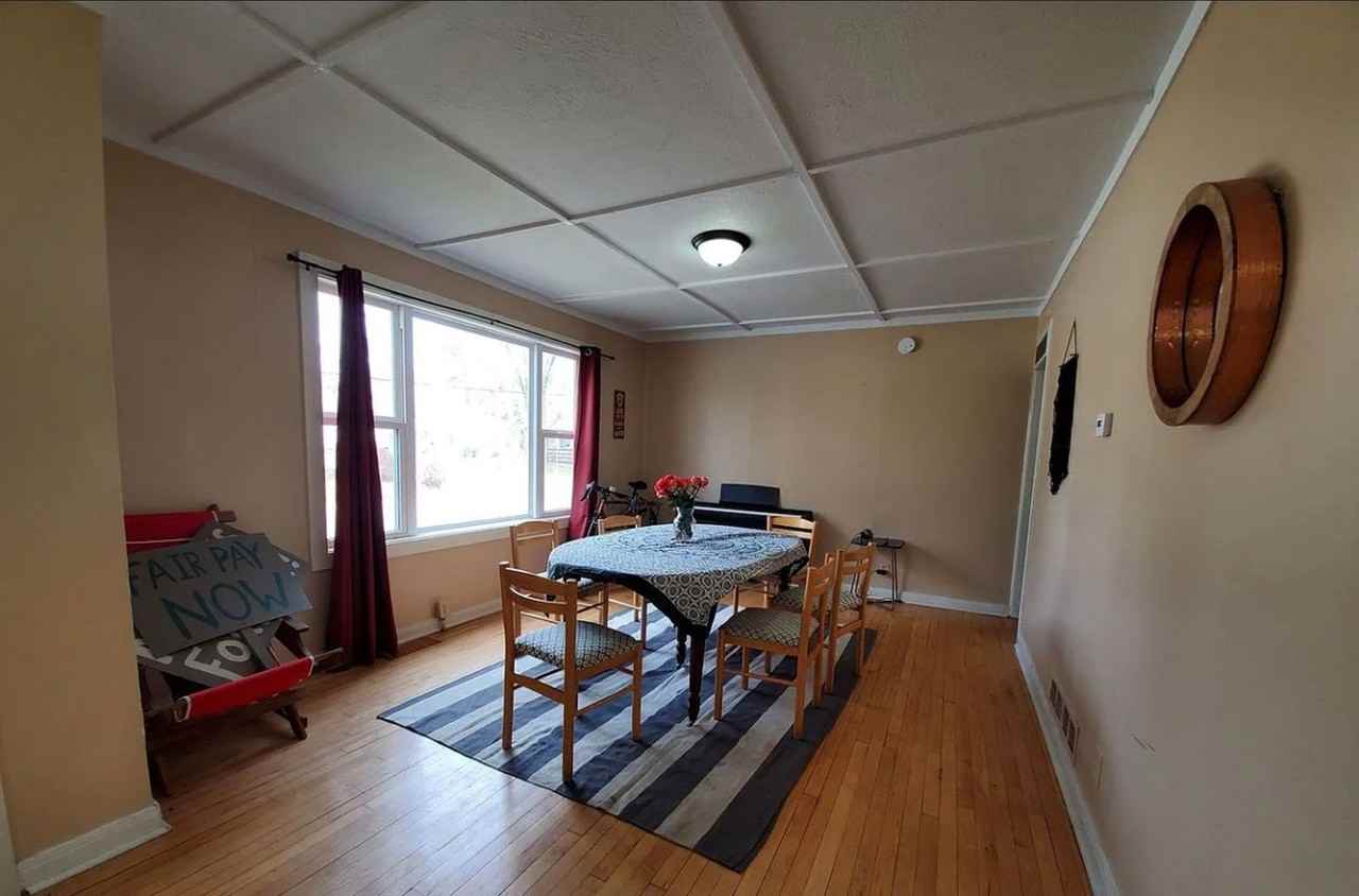 2128 E 5th St - Photo 3 of 15