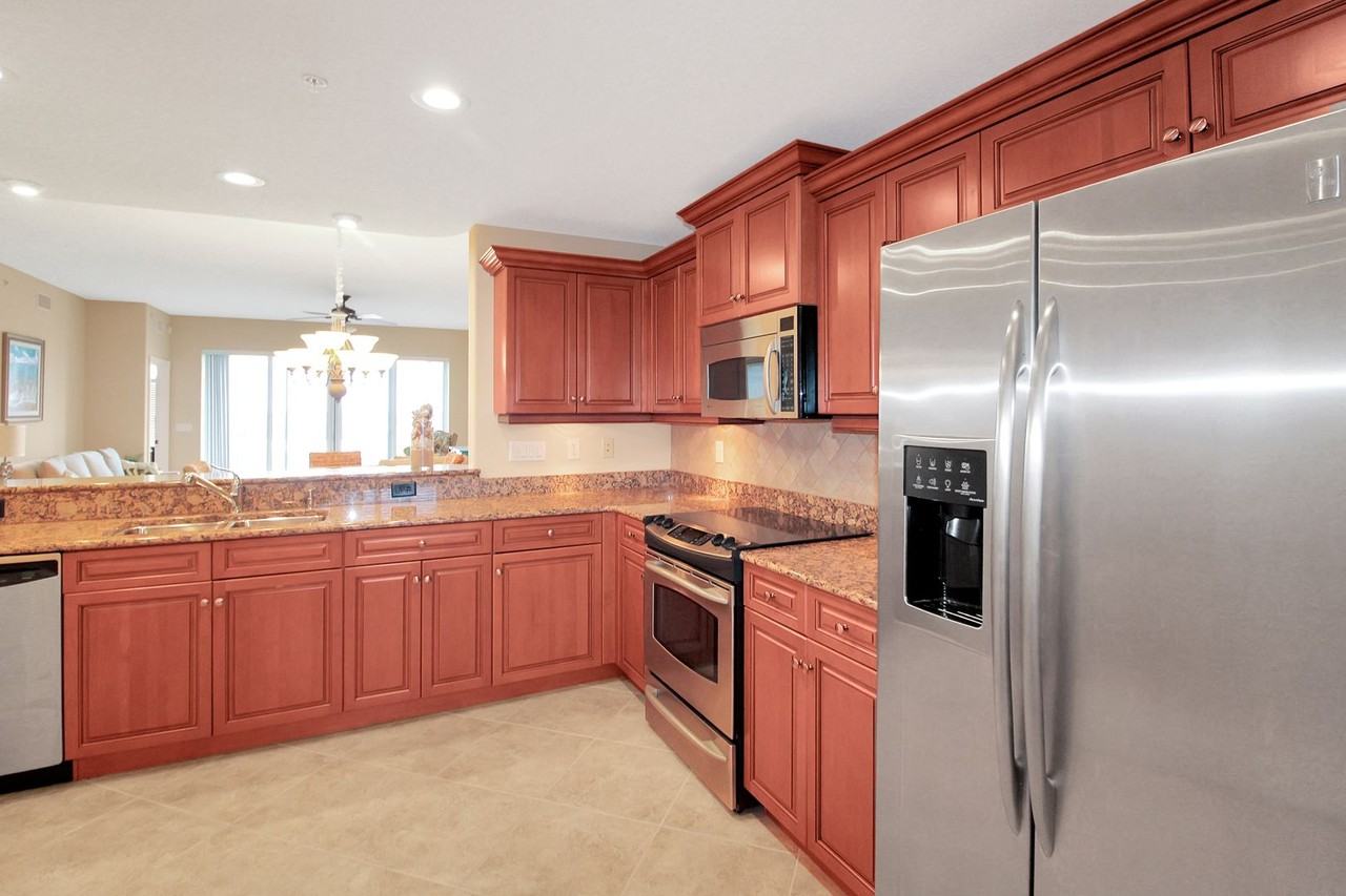 157 Tampa Avenue East #807 - Photo 4 of 21