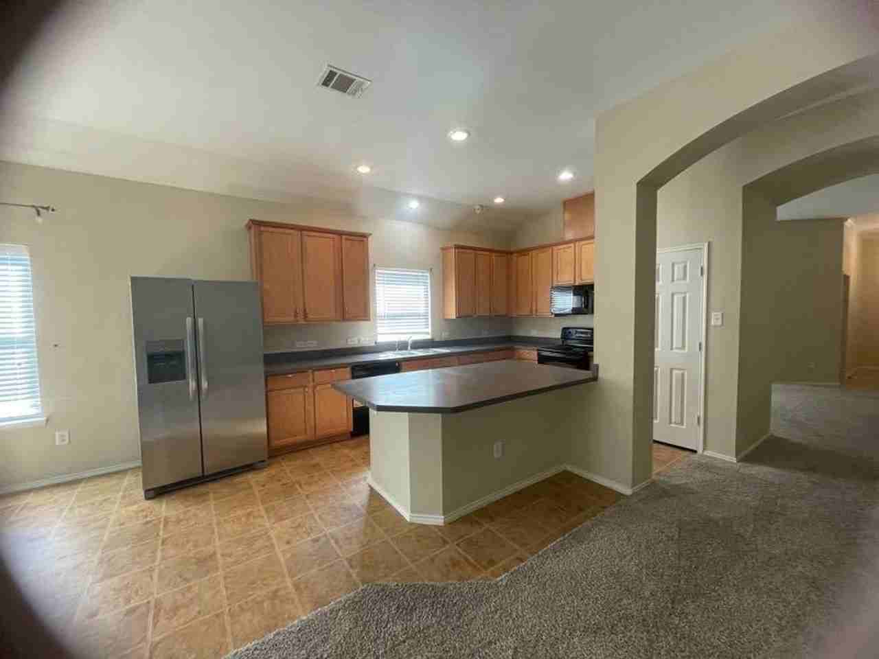 5021 Gadsden Ave - Photo 3 of 15