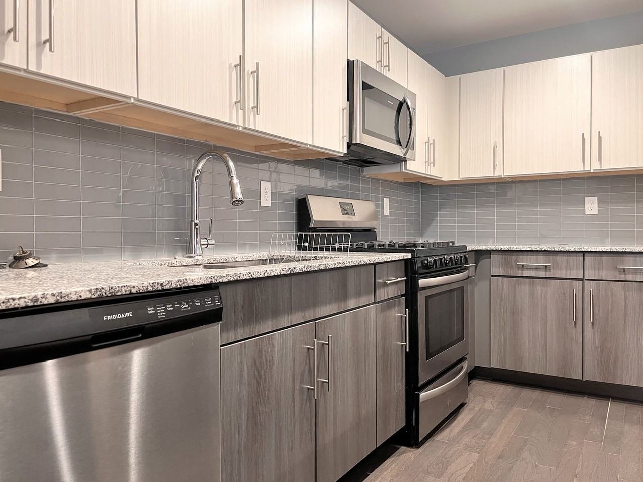 128 Pearl Street - Photo 5 of 26