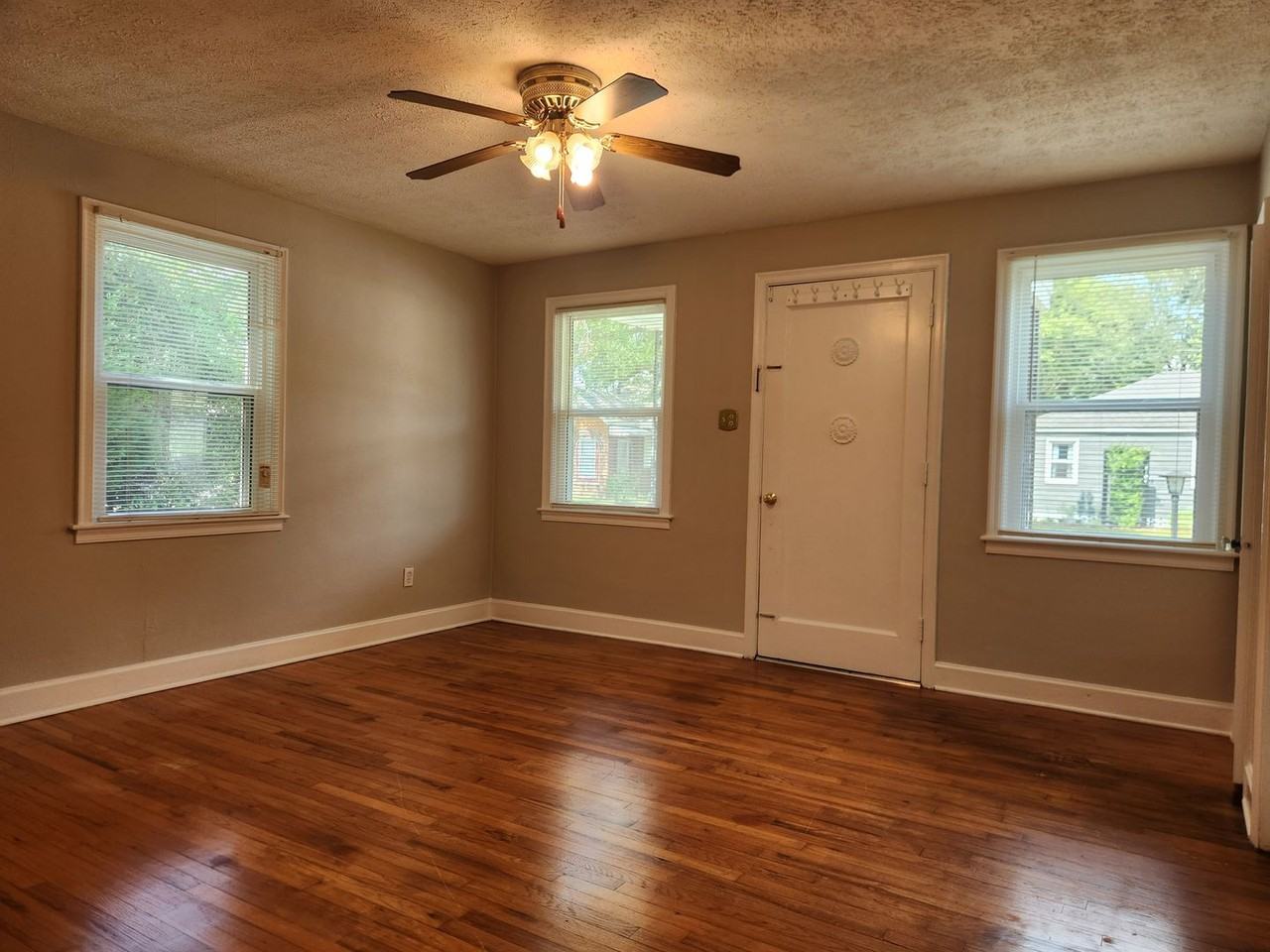 2303 E 38th St - Photo 3 of 14