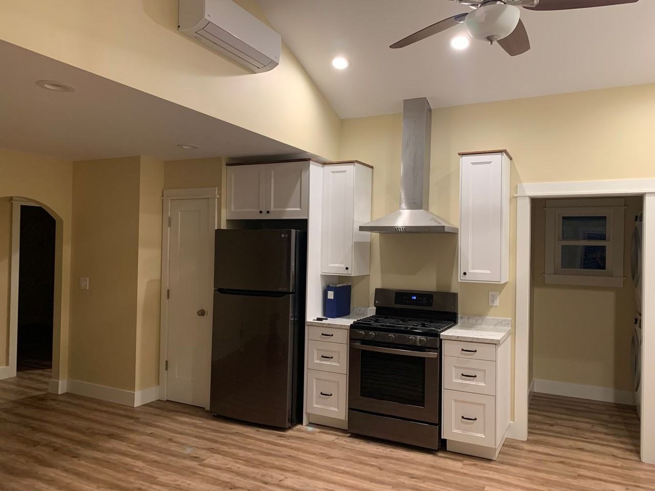 16648 Lake Vera Purdon Rd - Photo 3 of 12