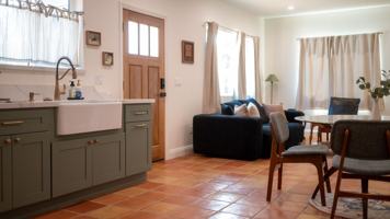 featured image of 613 W Olive Ave #1