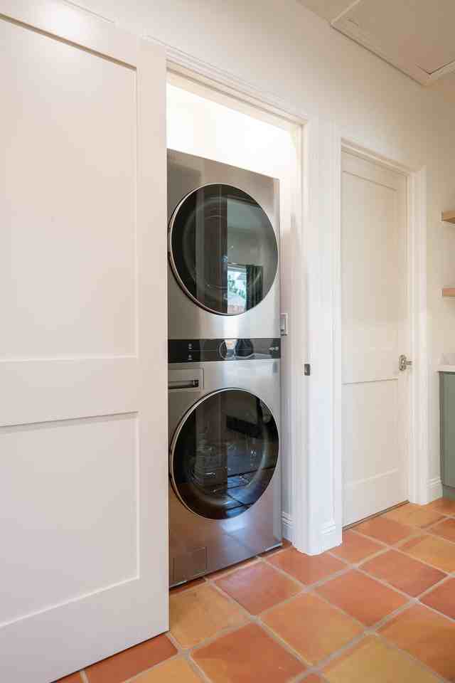 613 W Olive Ave #1 - Photo 5 of 50