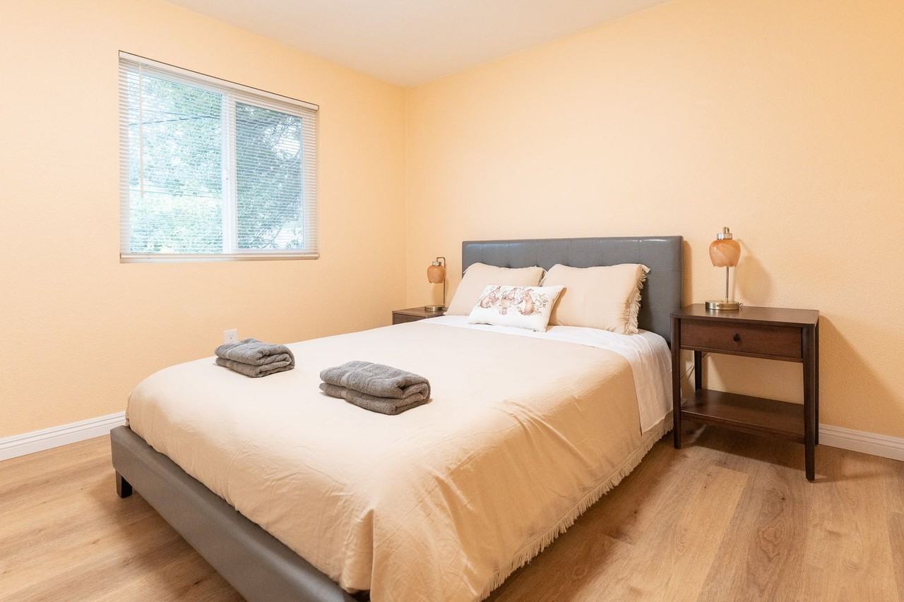 161 May Ave - Photo 4 of 33