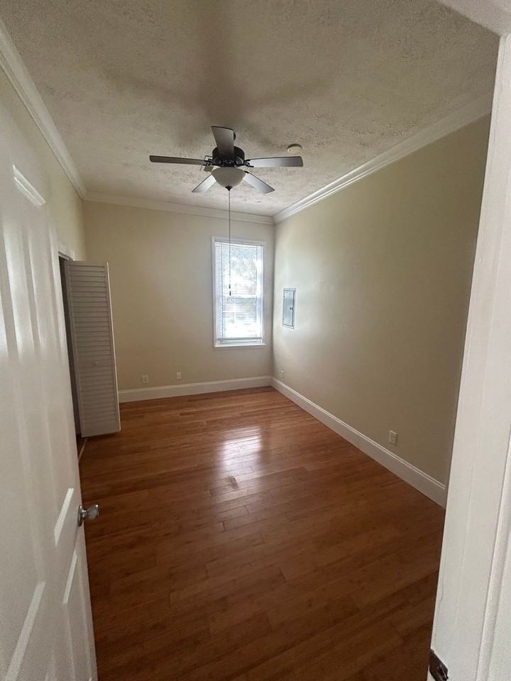 24 A St Sw - Photo 7 of 13