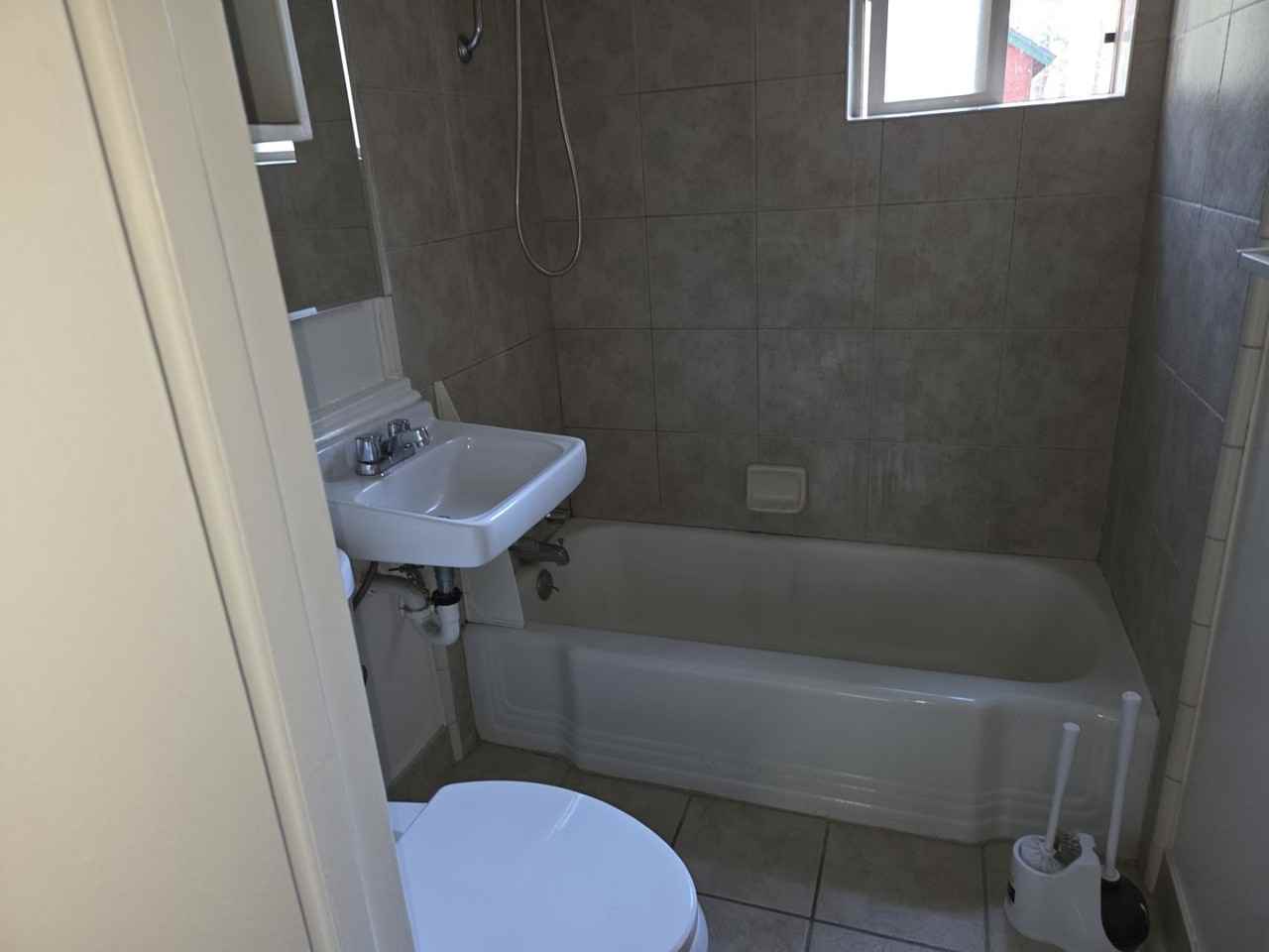 808 Los Angeles Ave #4 - Photo 6 of 9