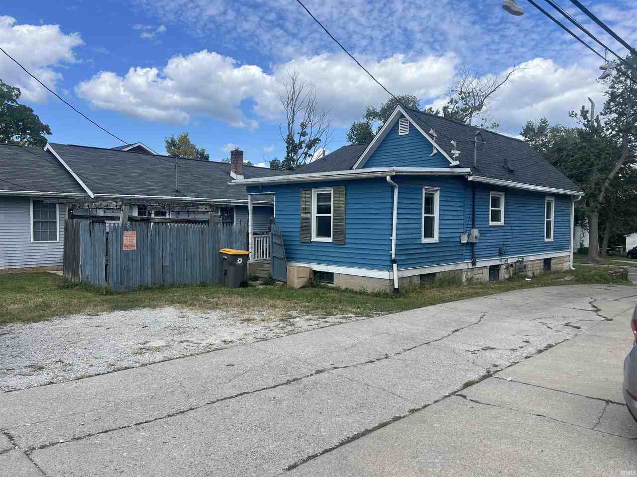 1109 North Indiana Avenue - Photo 3 of 20