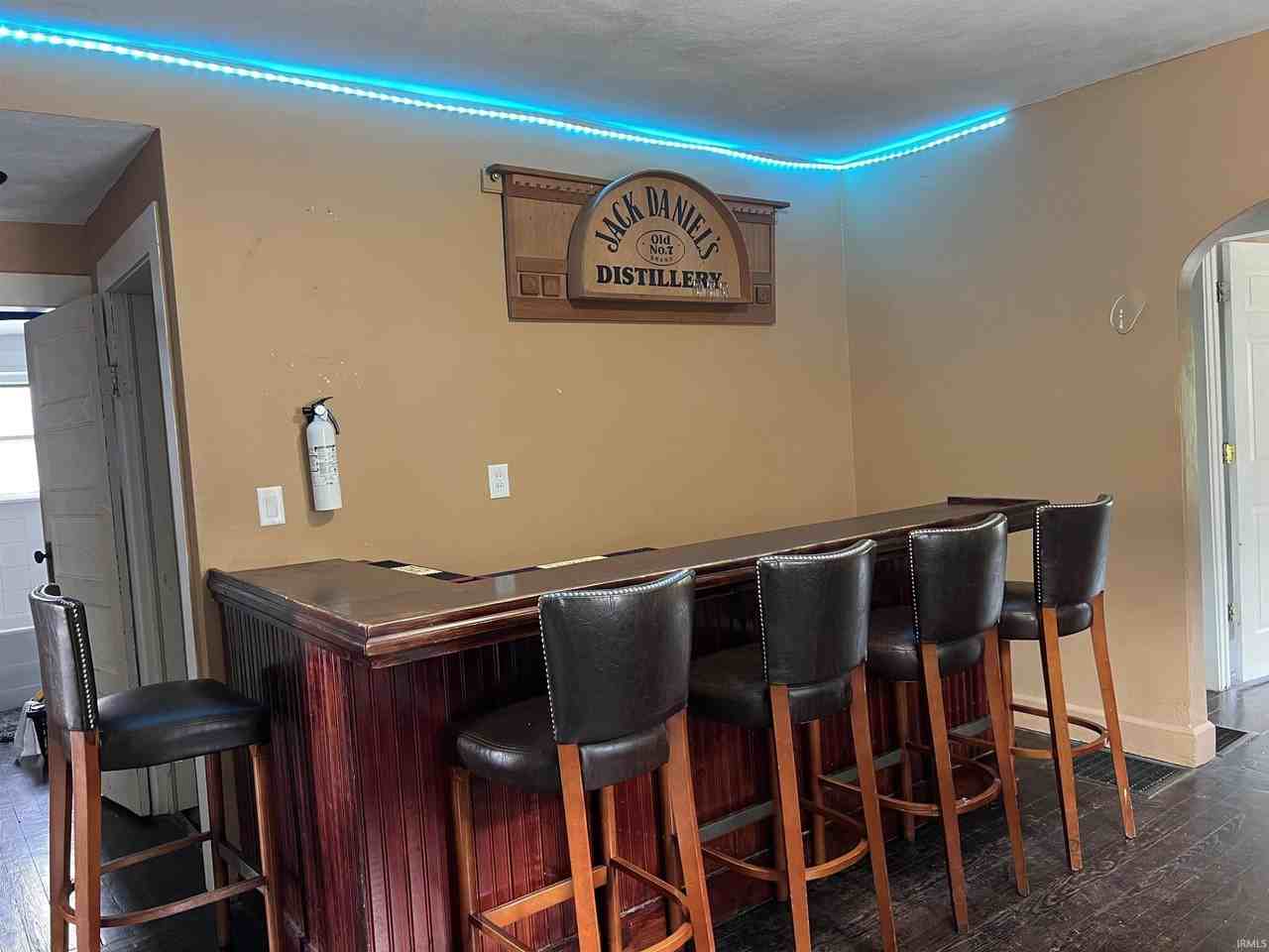 1109 North Indiana Avenue - Photo 6 of 20