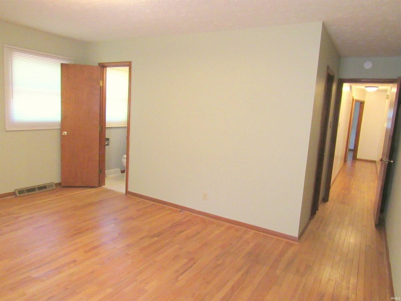 4401 E Cambridge Ct - Photo 7 of 20