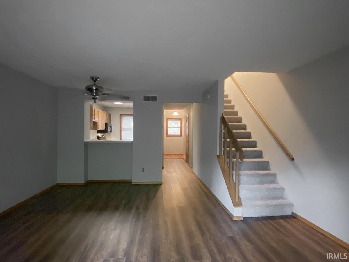 2344 E Winding Brook Cir - Photo 4 of 36