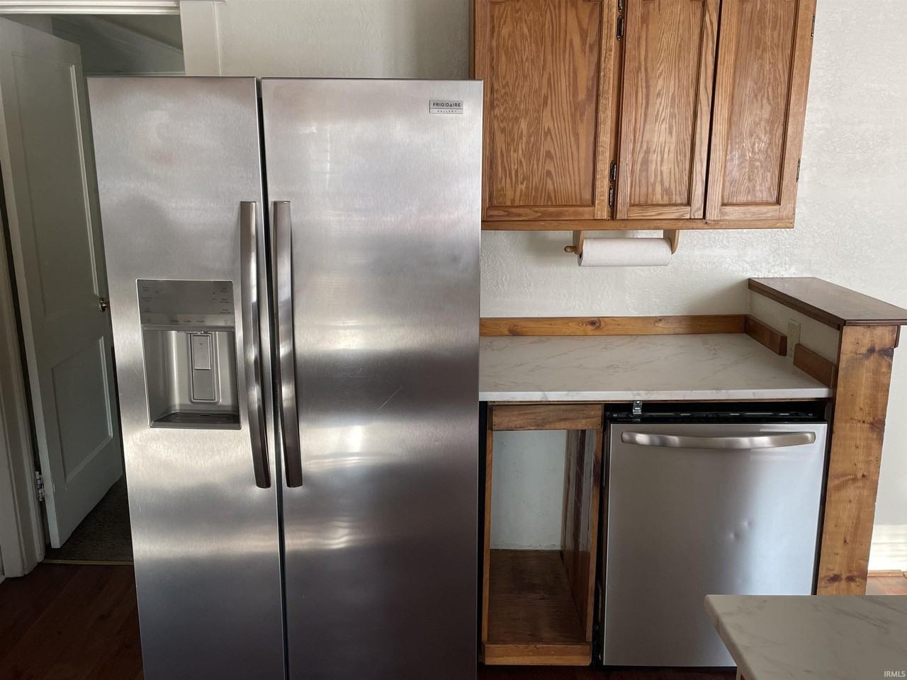 410 E Hillside Dr - Photo 7 of 35