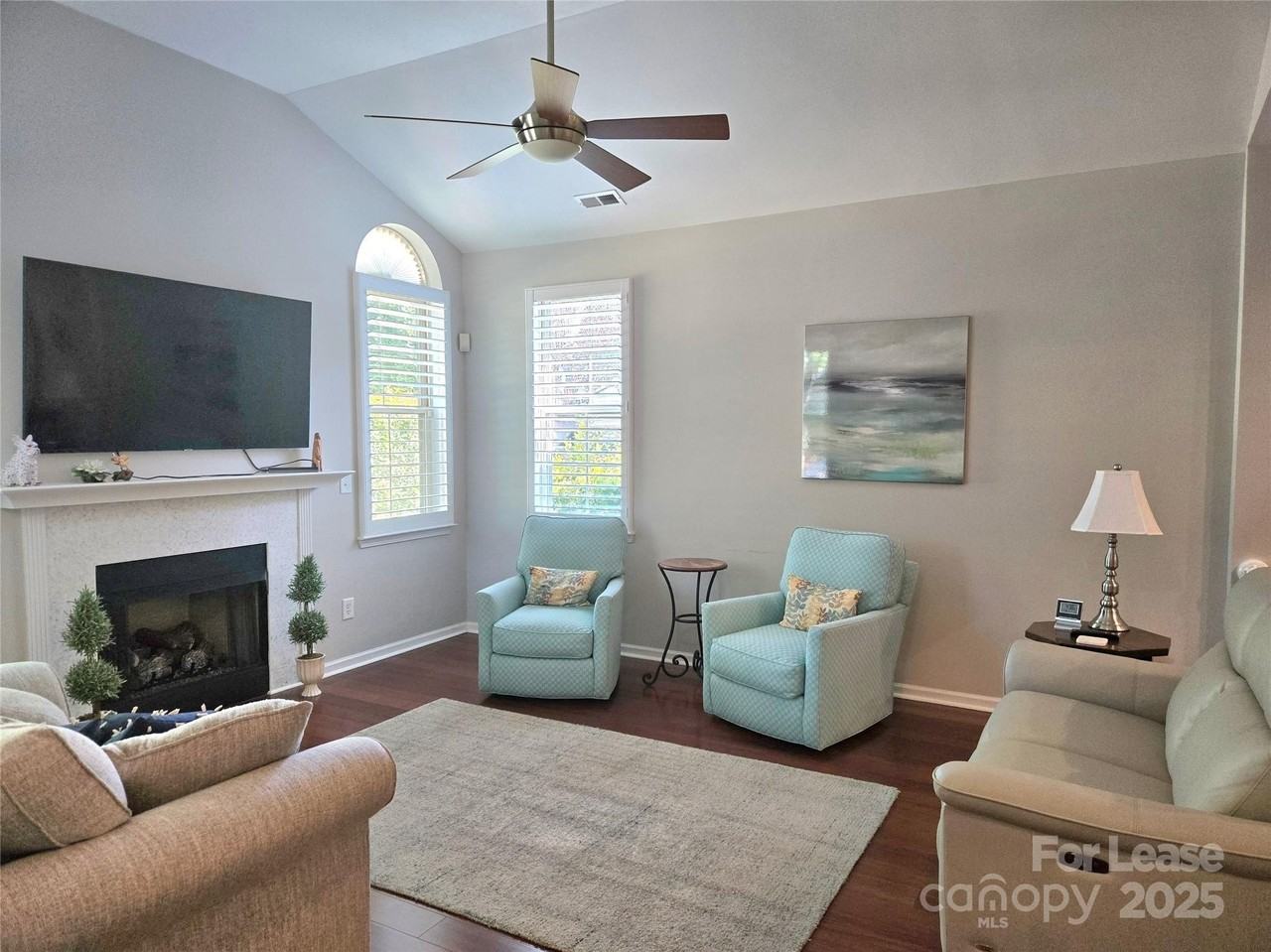 809 Ledgestone Ct - Photo 2 of 31