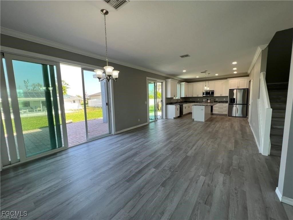 2239 Sw 2nd Ln - Photo 4 of 13