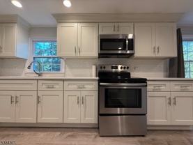 200 N Lehigh Ave - Photo 1 of 1