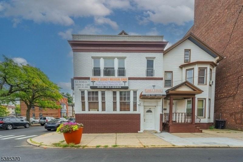 115 Jefferson Avenue - Photo 3 of 9