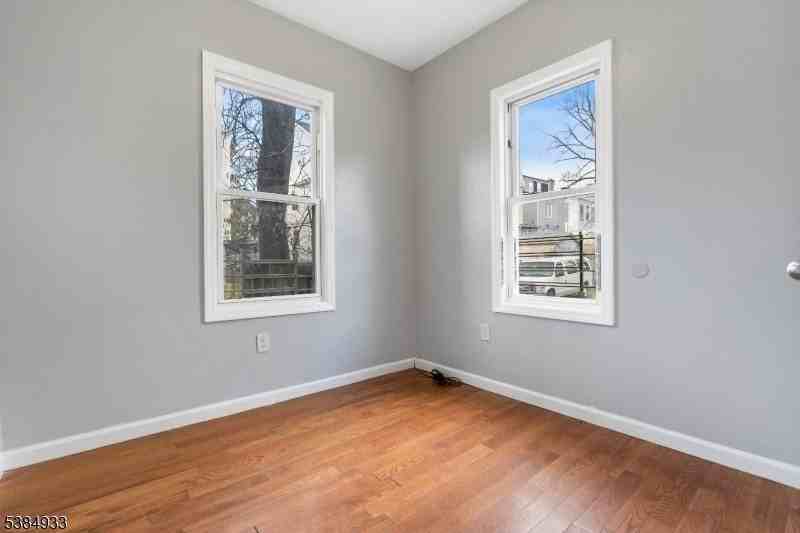 87 Columbia Ave #3 - Photo 7 of 9