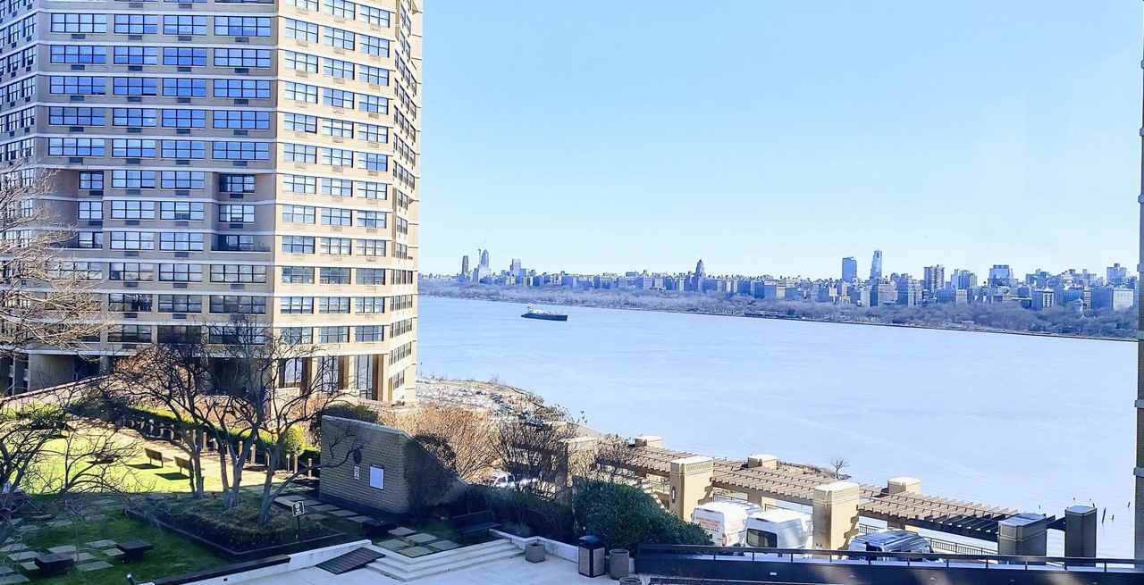 7000 Kennedy Blvd E #22A - Photo 4 of 32