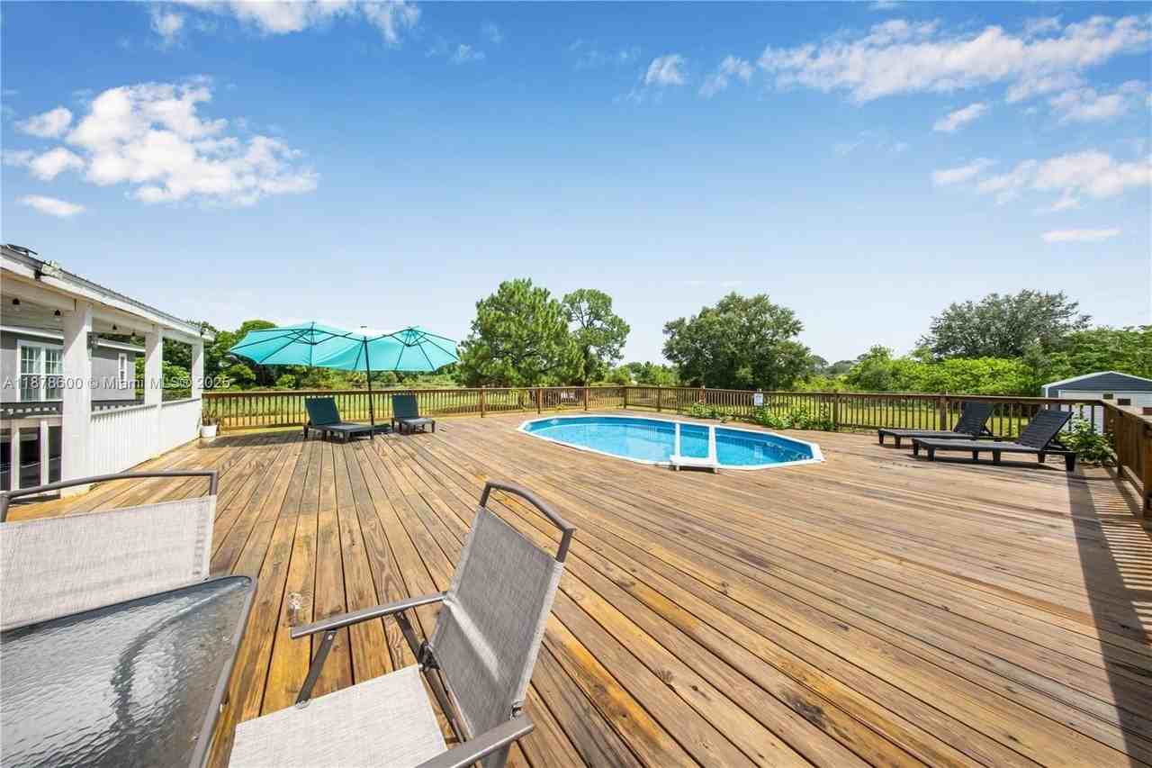 755 N Quebrada St #0 - Photo 3 of 29