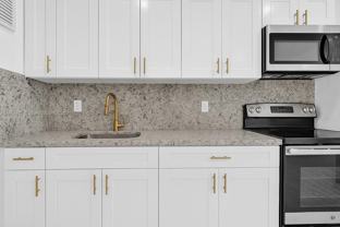5807 Sw 25th St #7 - Photo 1 of 1